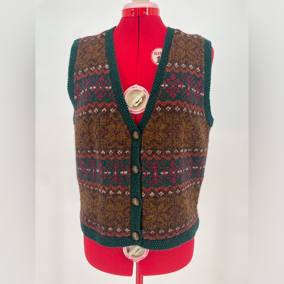 Vintage Lord & Taylor Wool Holiday Patterned Sweater Like Festive Vest - Picture 4 of 11